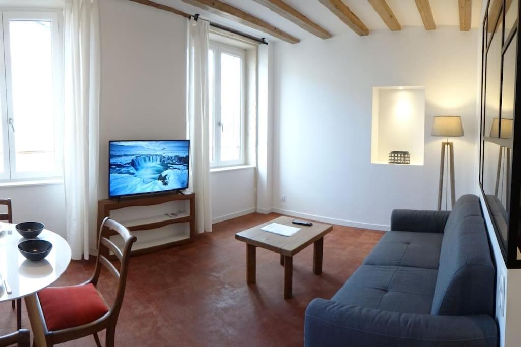 Appartamento T2 Tout Equipe Au Beau Milieu Du Centre Historique Villefranche-sur-Saône Esterno foto
